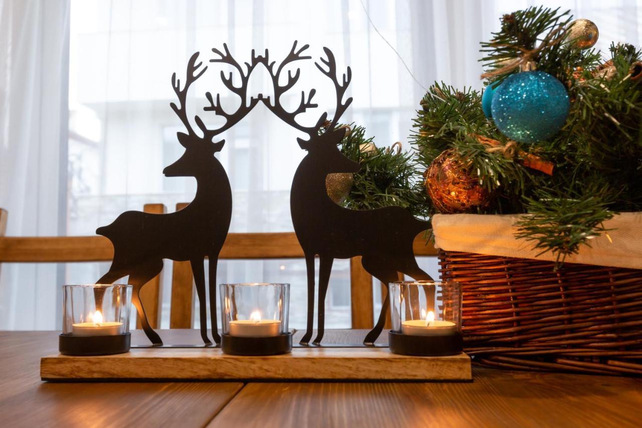 Къщи За Гости Сноуфлейк Snowflake Chalet And Snowflake Lodge バンスコ エクステリア 写真