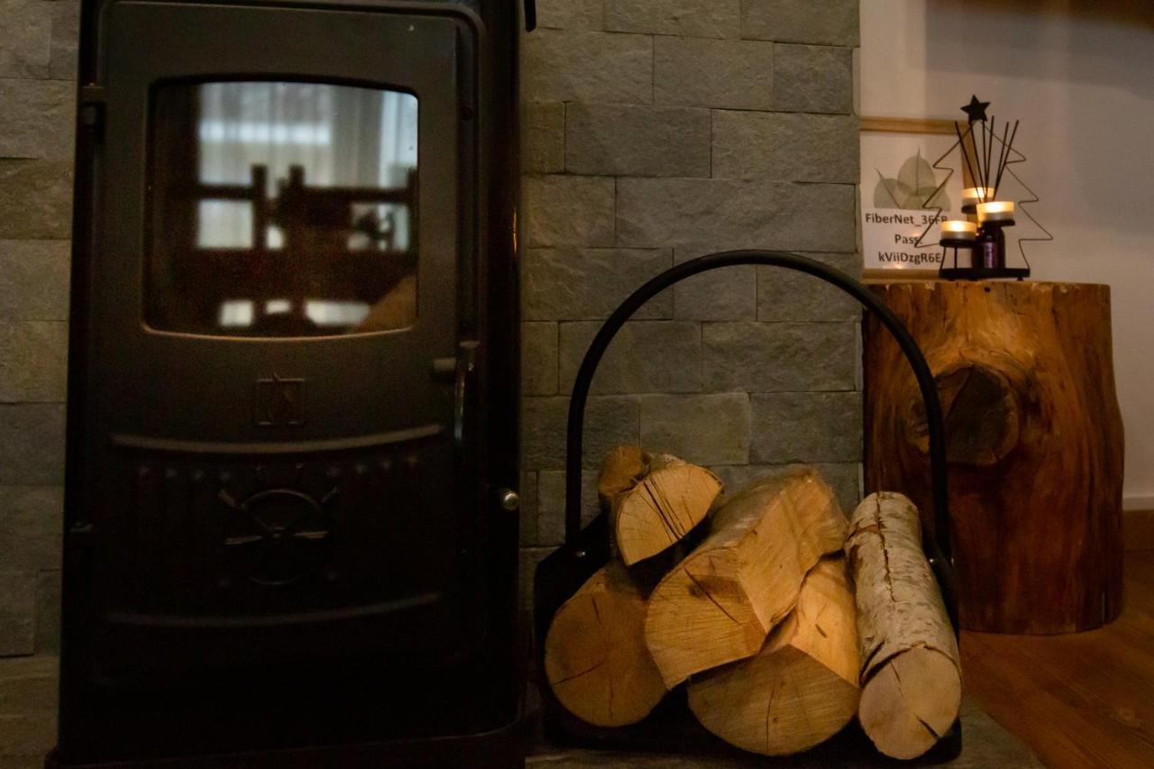 Къщи За Гости Сноуфлейк Snowflake Chalet And Snowflake Lodge バンスコ エクステリア 写真
